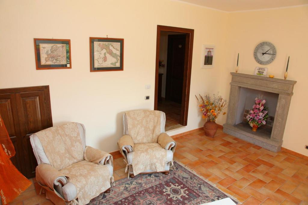 Agriturismo Casale Zuccari カプラローラ エクステリア 写真