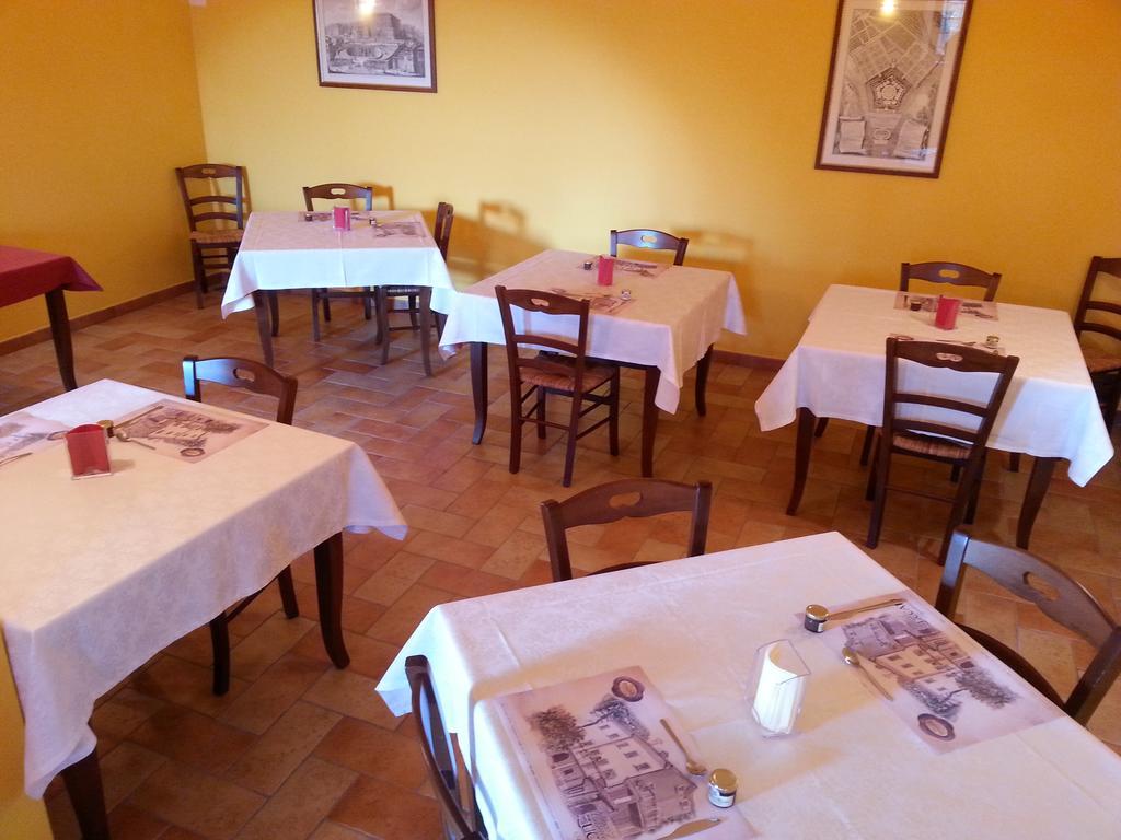 Agriturismo Casale Zuccari カプラローラ エクステリア 写真